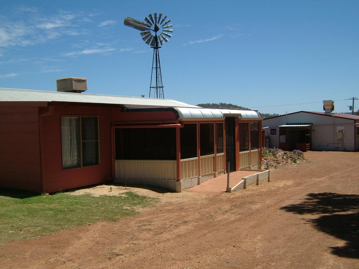 Bindoon'S Windmill Farm Villa Mooliabeenee Exterior photo